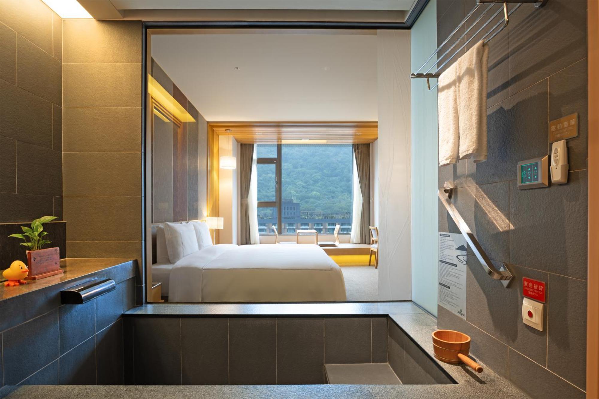 Evergreen Resort Hotel - Jiaosi Jiaoxi Bagian luar foto